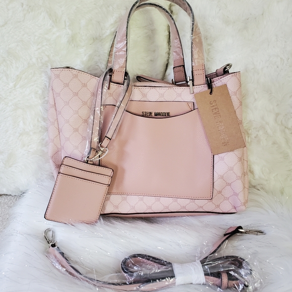 Steve Madden Handbags - STEVE MADDEN blush bparker crossbody bag